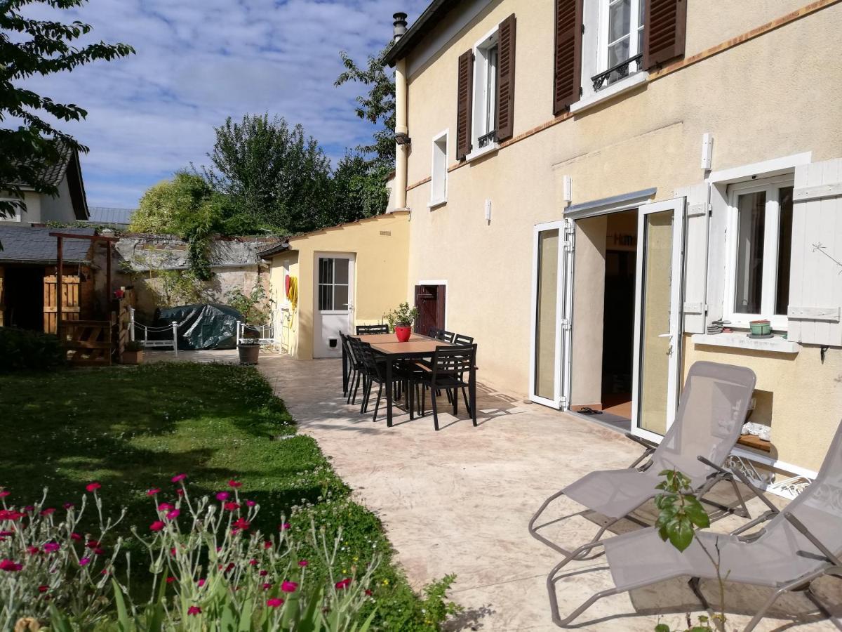 Celine'Home Saint-Germain-sur-Morin Kültér fotó